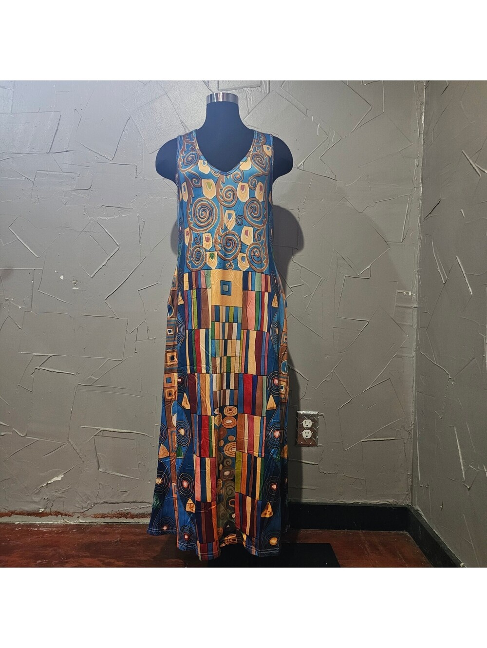 Women's Sleeveless Maxi Dress - Medium